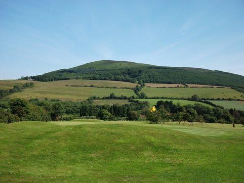Ballinteskin Par 3 Golf