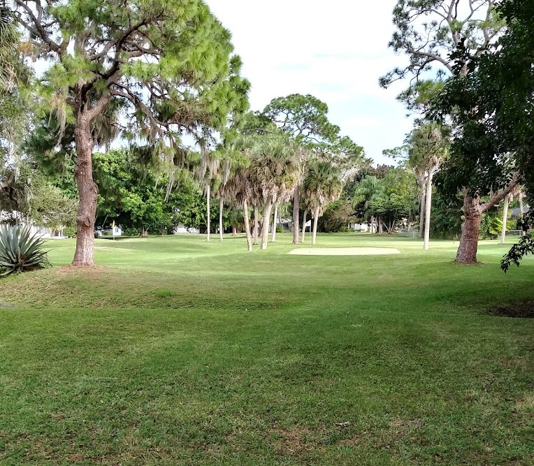 Bayshore Executive Golf Club