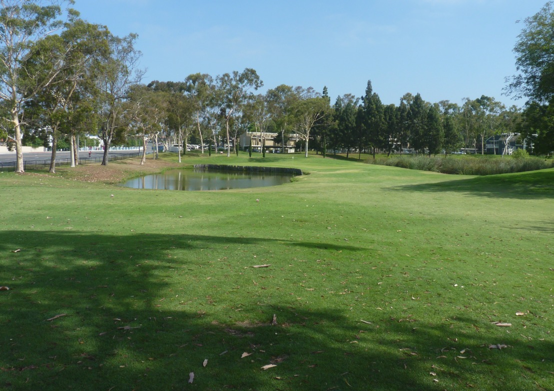 Bixby Village Golf Club