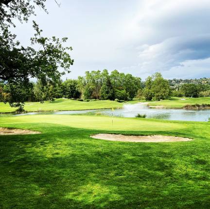 Golf de St. Donat - 9 Hole Course