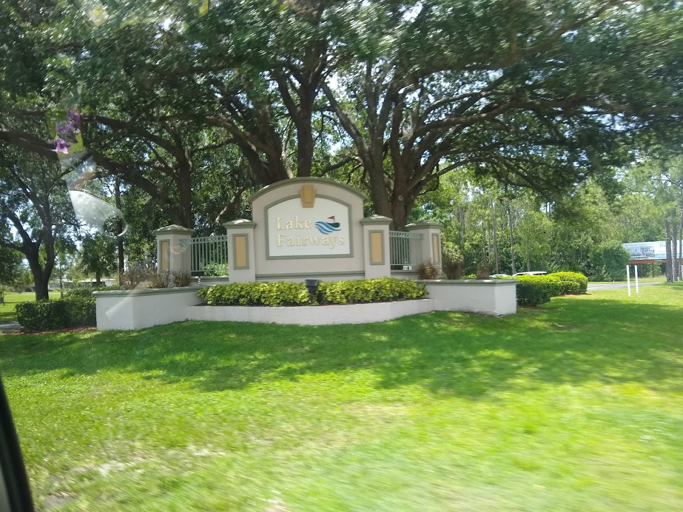 Lake Fairways Country Club