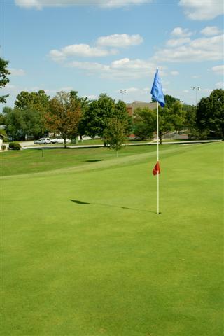 Lake Saint Louis Par 3 Golf Course