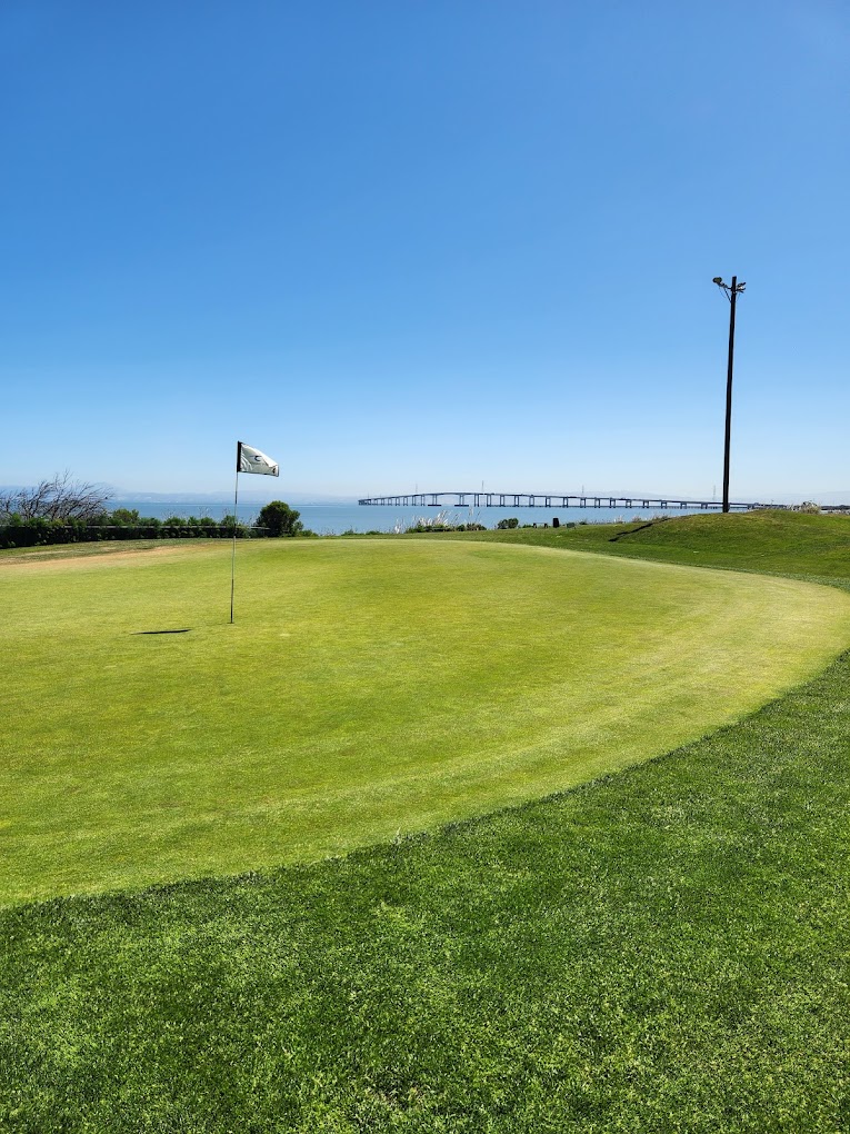 Mariners Point Golf Center