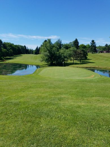 Meadowlake Golf & Swim Club