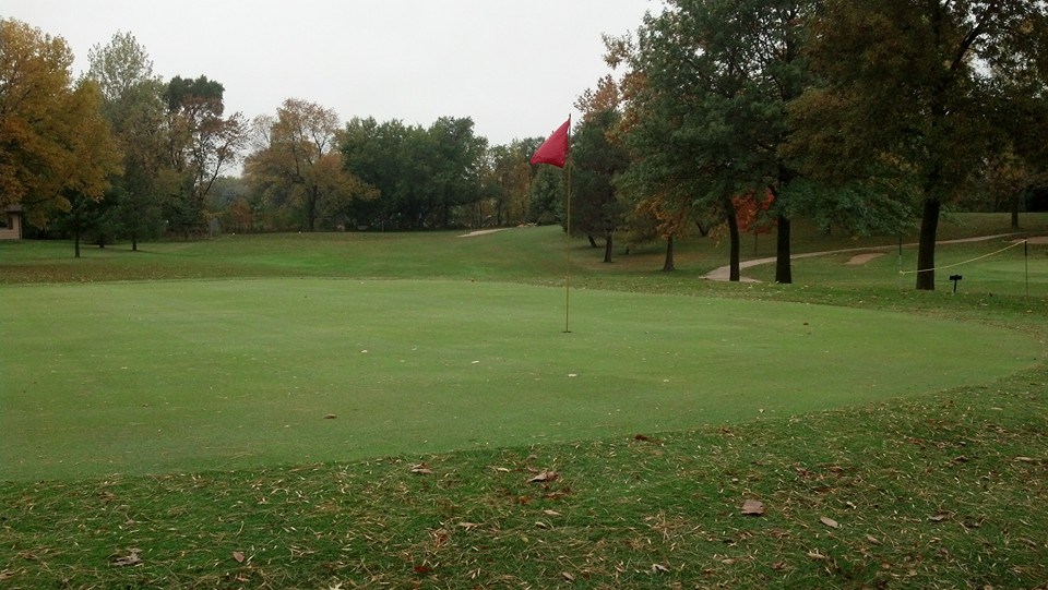 Oak Hills Par 30 Public Golf Course
