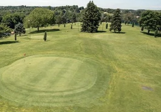 Scally's Golf Center - Pitch & Putt