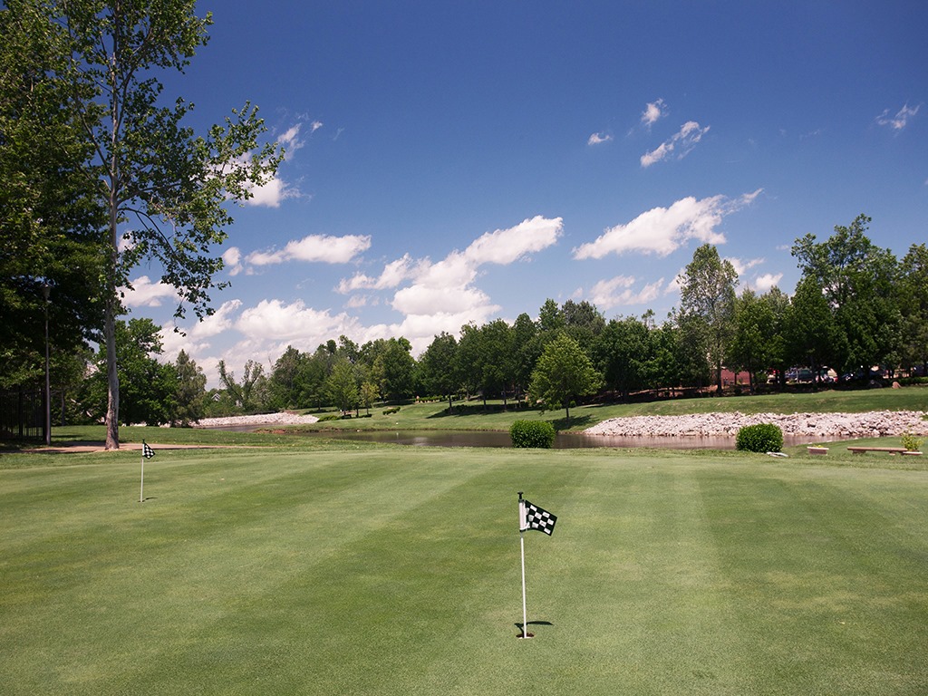 Lakeside Village Golf and Athletic Club