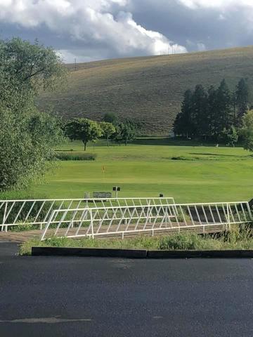 Willow Creek Country Club